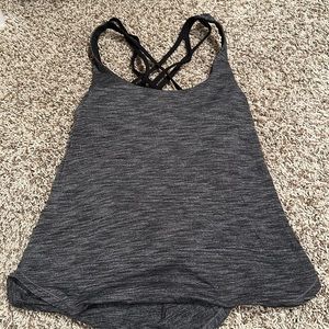lululemon tank 8